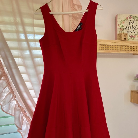 Lulus Dresses & Skirts - Red skater dress . Size medium